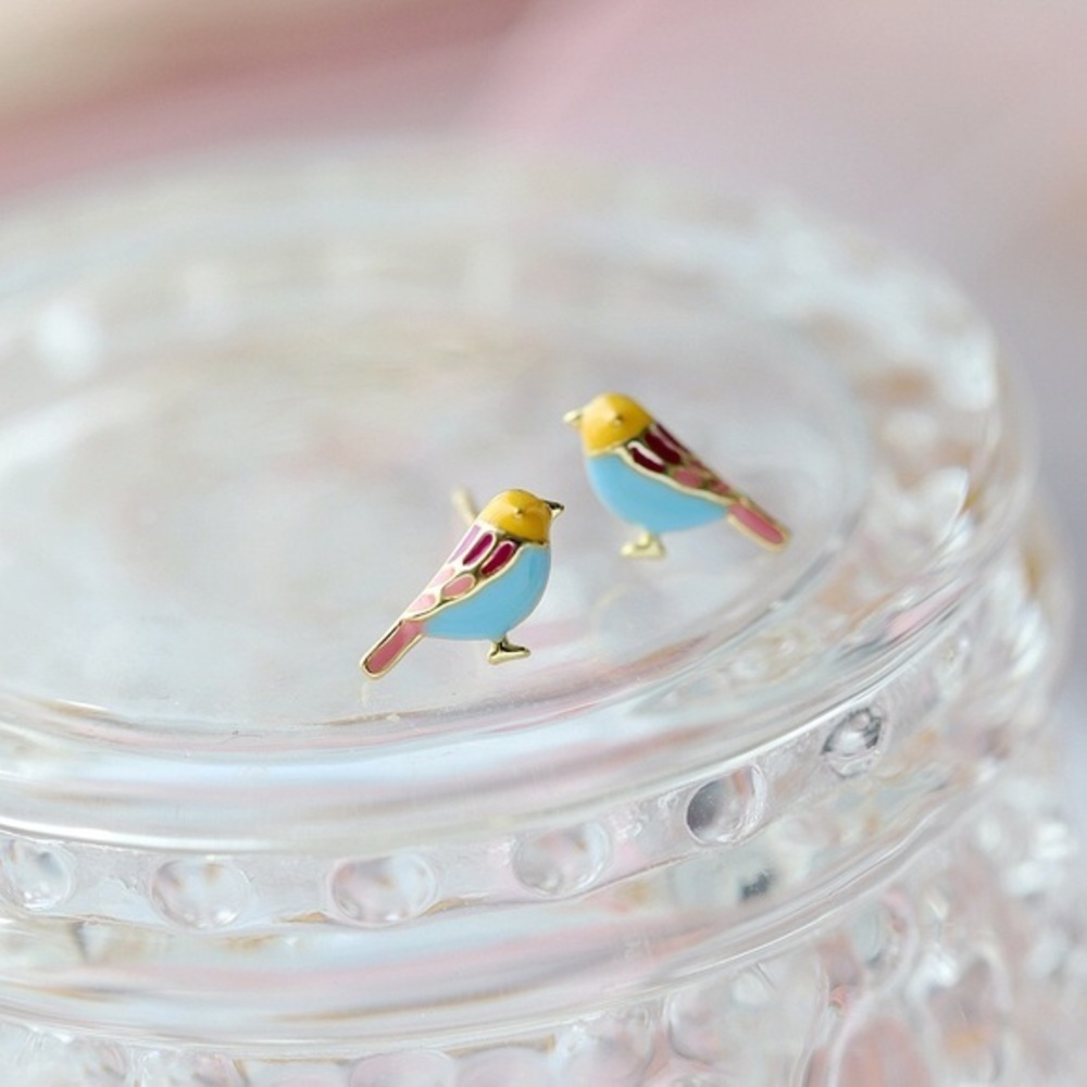 - New S925 bird 🐦sterling silver stud earrings